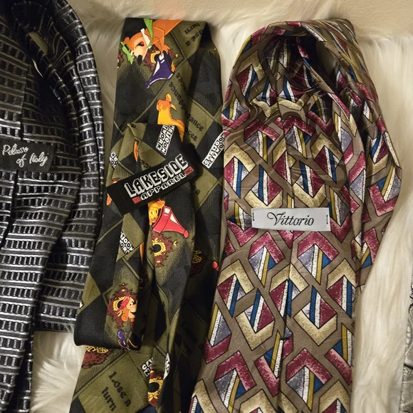 Assorted Multi-colored Ties Collection - Picture 8 of 11